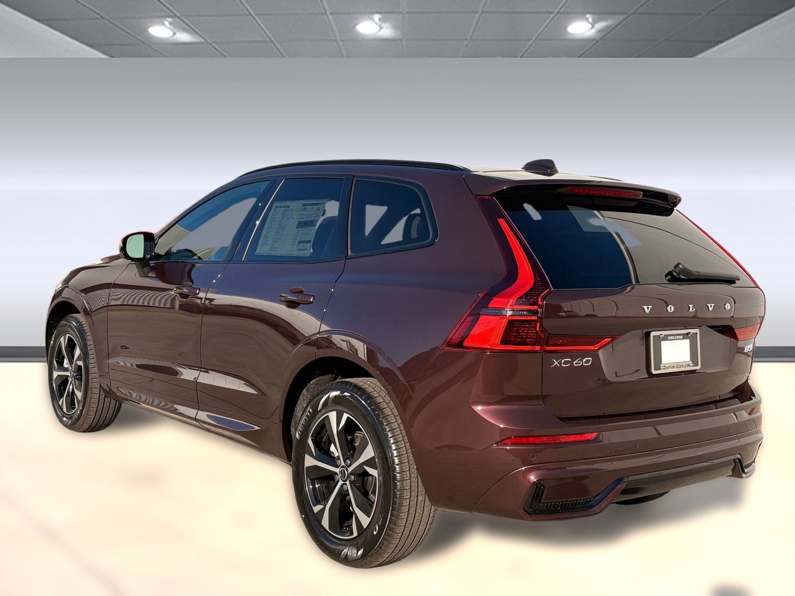 2026 Volvo XC60 B5 Core photo 3