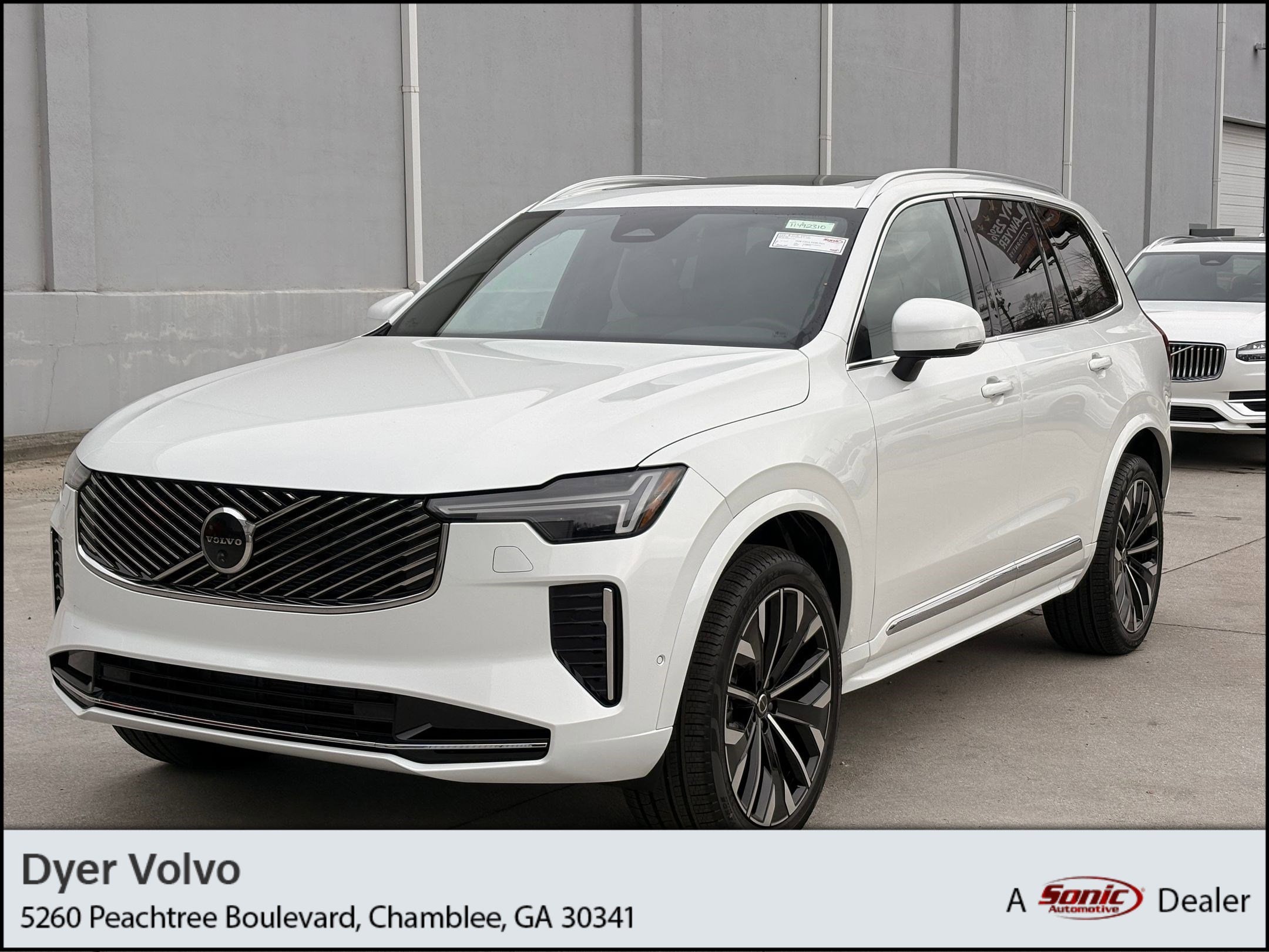 2026 Volvo XC90 Plus's photo