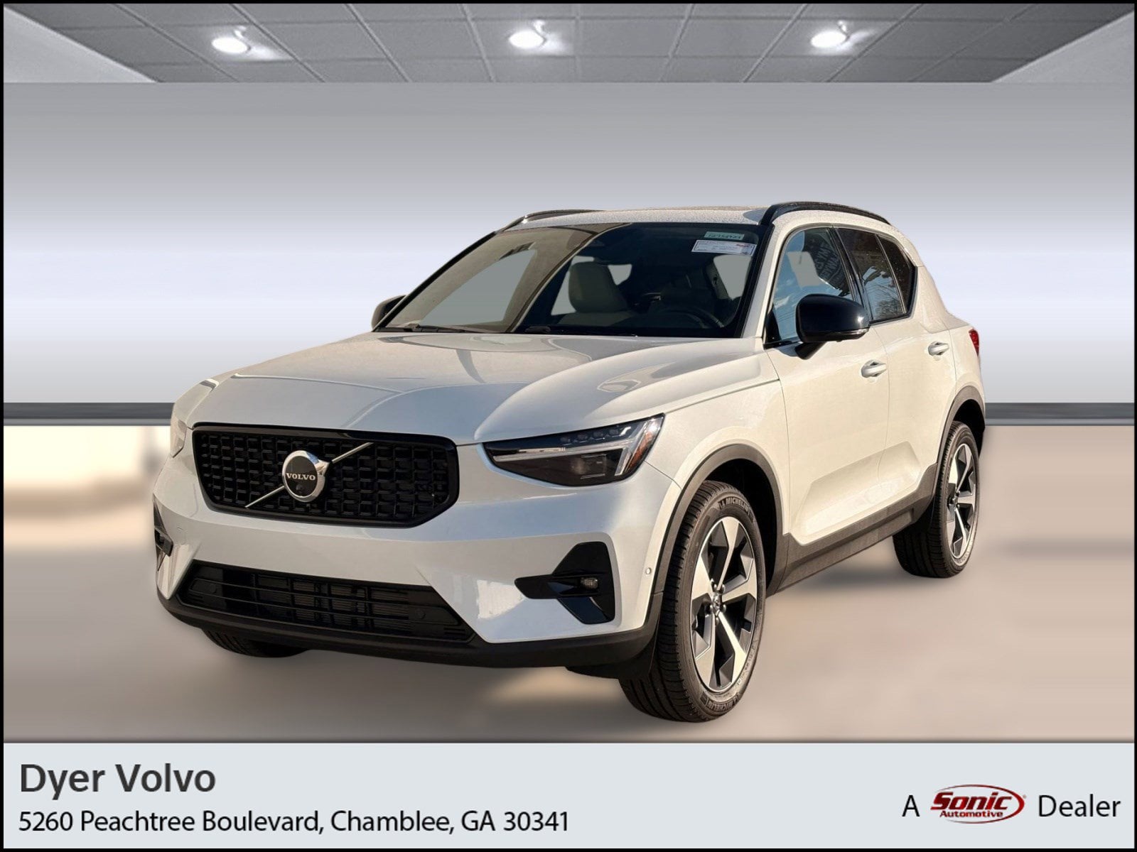 2026 Volvo XC40 B5 Plus Dark AWD's photo