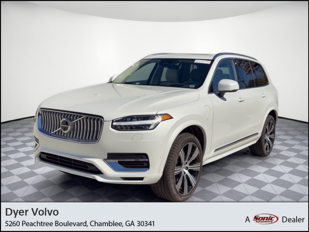 Certified 2025 Volvo XC90 plug-in hybrid Ultra SUV