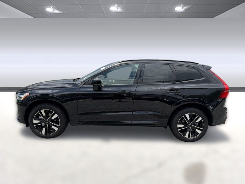 New 2026 Volvo XC60 B5 Plus SUV