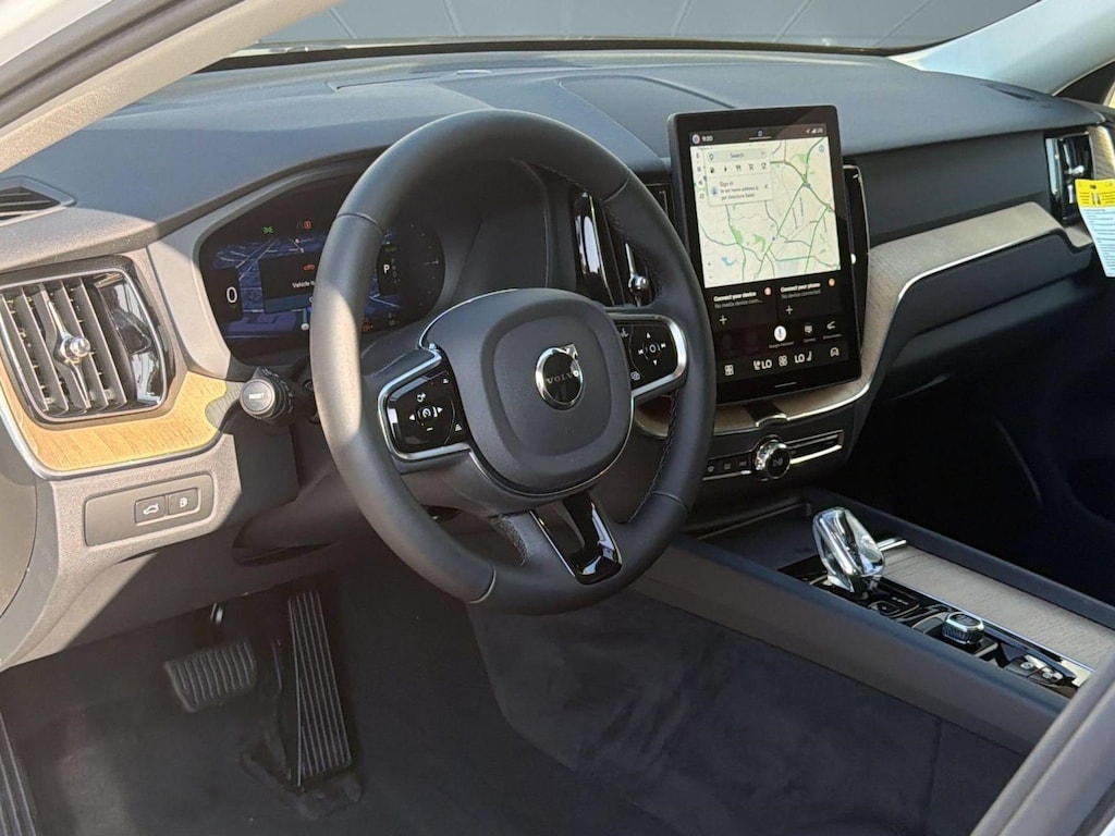 New 2026 Volvo XC60 plug-in hybrid T8 Plus SUV
