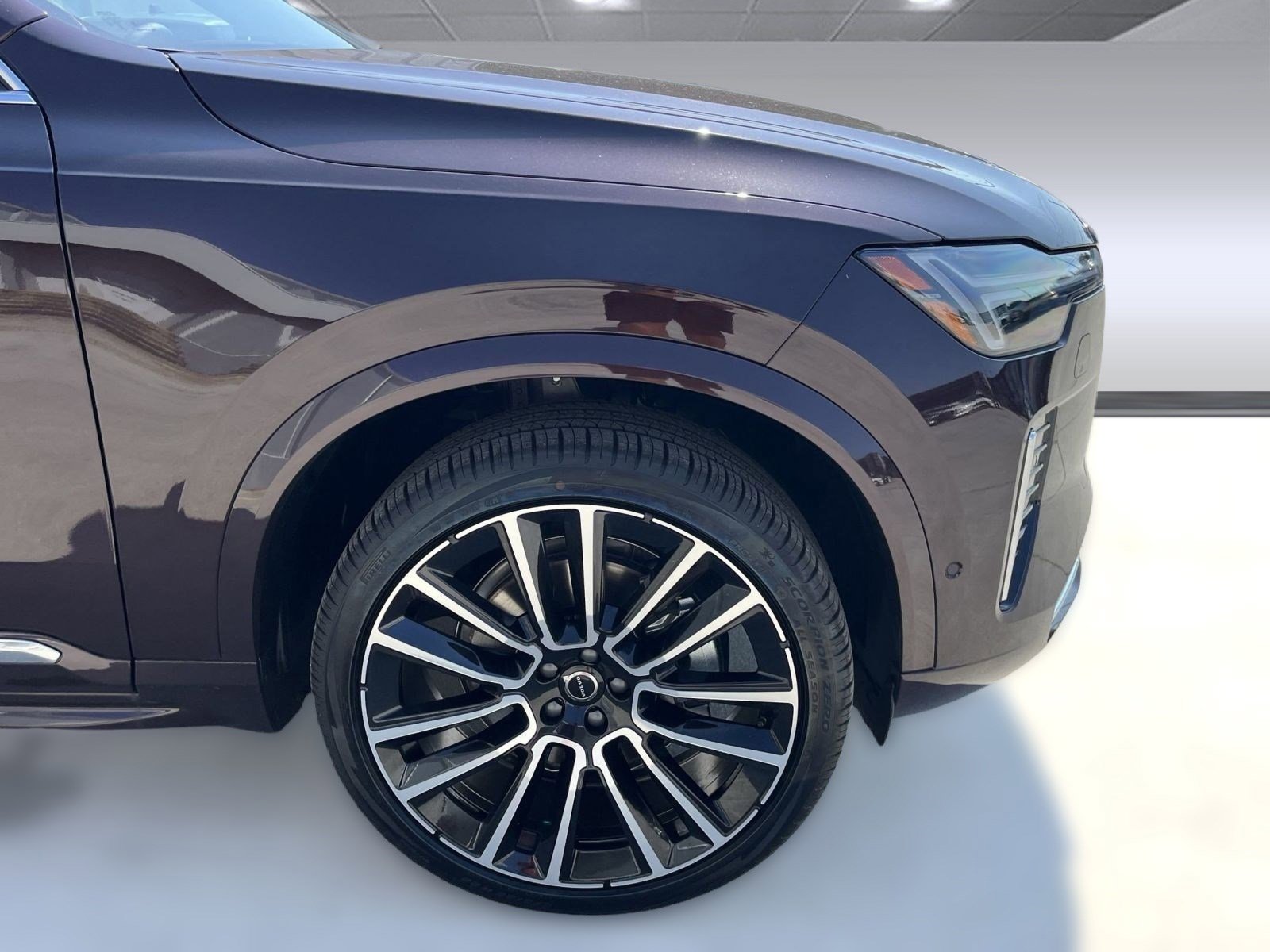 2026 Volvo XC90 Ultra - Photo 12