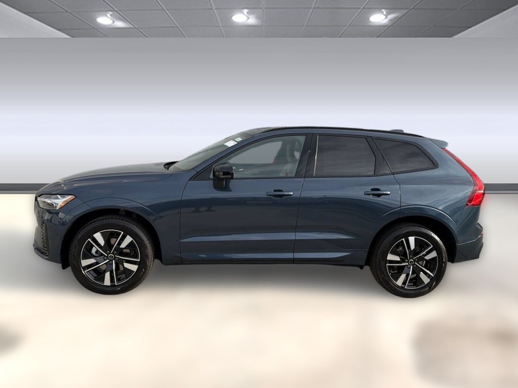 New 2026 Volvo XC60 B5 Plus SUV