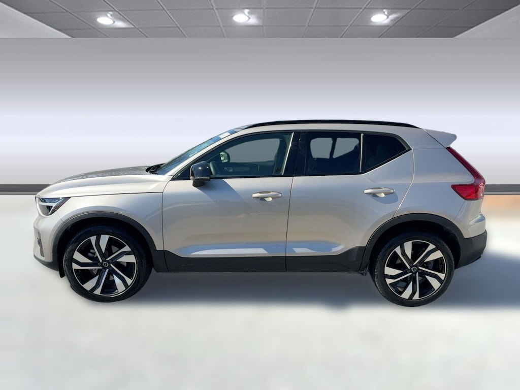 Certified 2023 Volvo XC40 Plus Dark Theme SUV