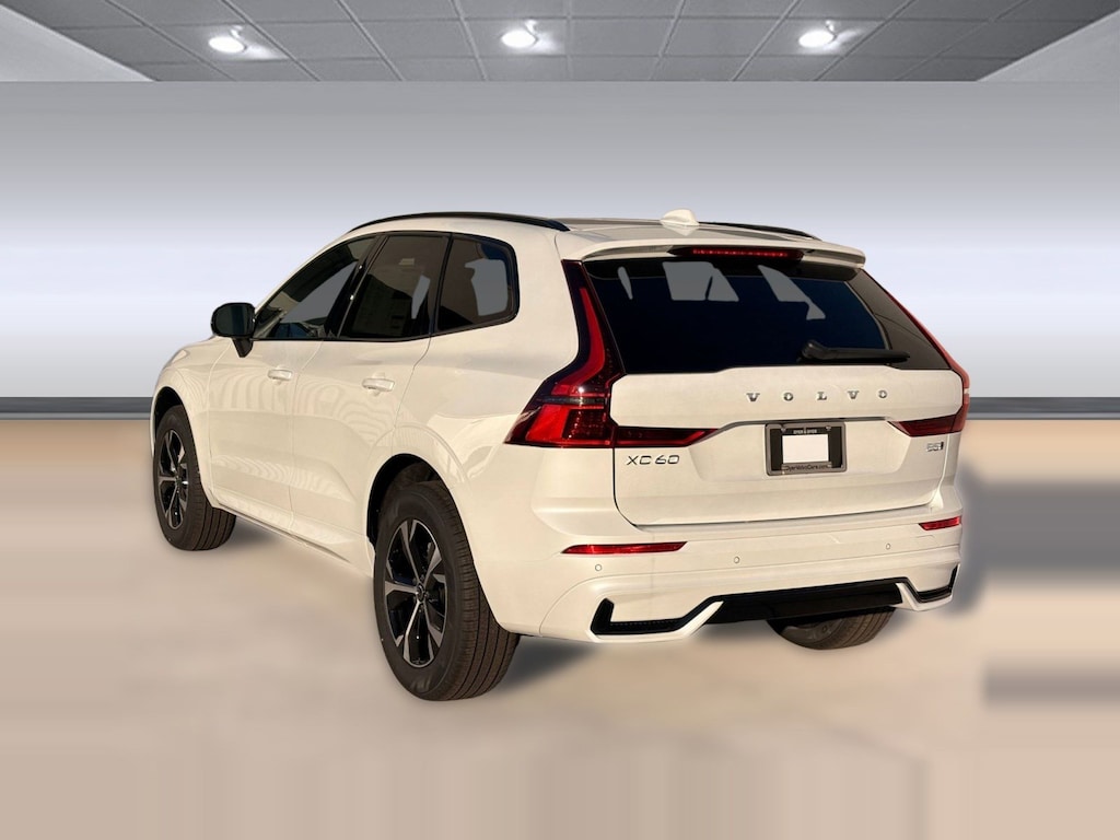 New 2026 Volvo XC60 B5 Core SUV