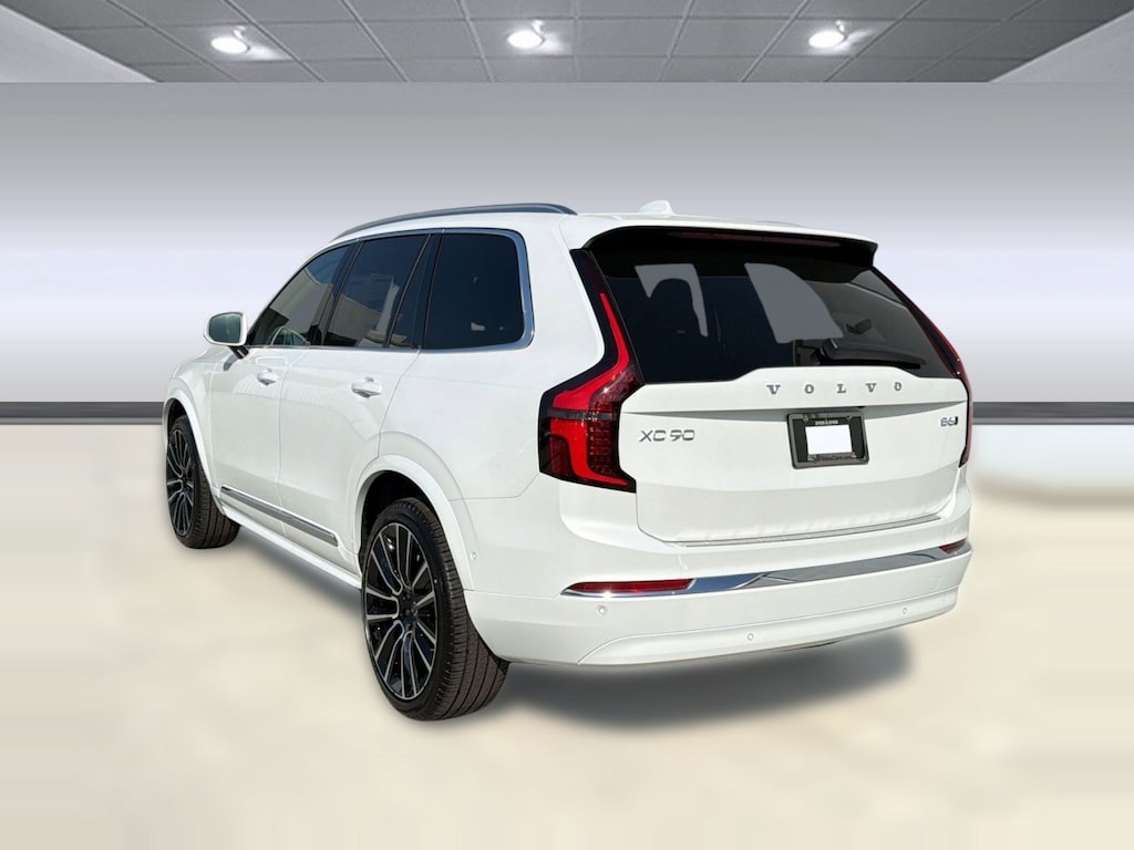 New 2026 Volvo XC90 B6 Plus 7-Seater SUV