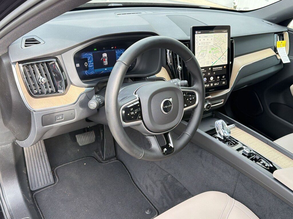 New 2026 Volvo XC60 B5 Core SUV