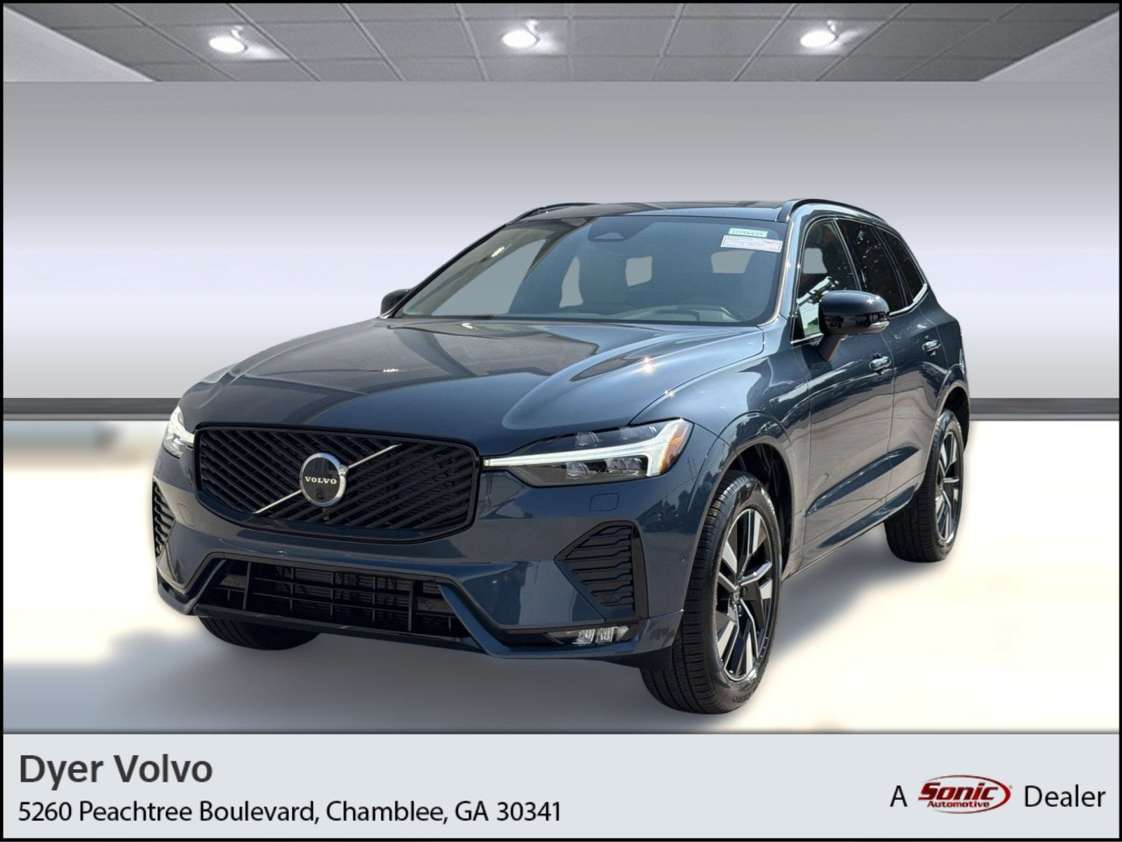 2026 Volvo XC60 B5 Plus