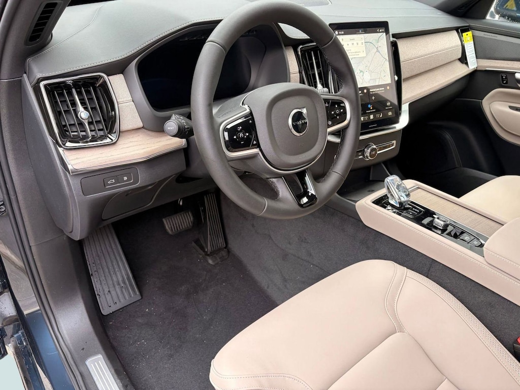 New 2026 Volvo XC90 plug-in hybrid T8 Plus 7-Seater SUV