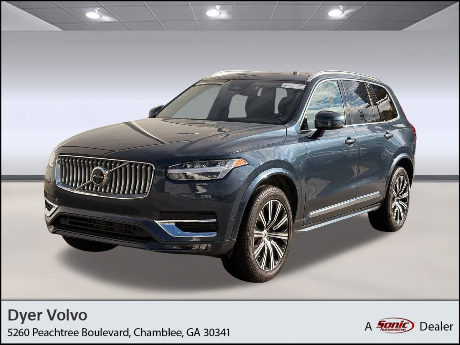 2024 Volvo XC90 Plus's photo