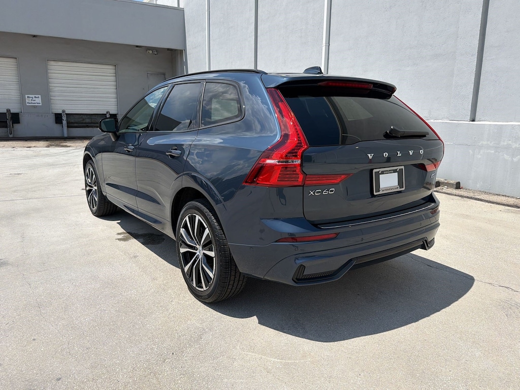 Certified 2024 Volvo XC60 Ultimate Dark Theme SUV