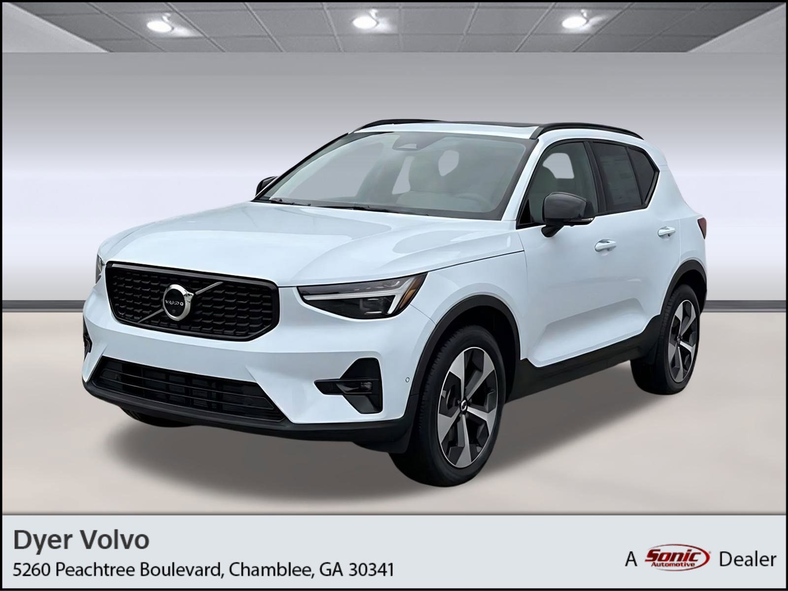 2026 Volvo XC40 Plus's photo