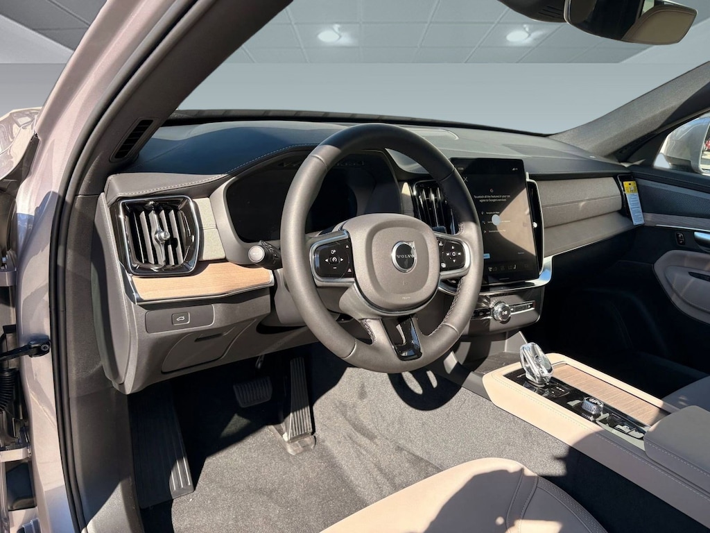New 2026 Volvo XC90 B6 Plus 7-Seater SUV