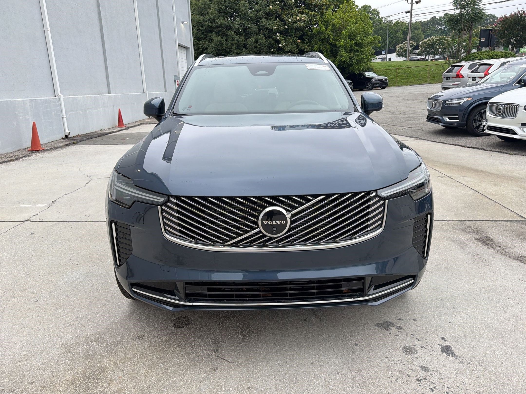 2026 Volvo XC90 Plus - Photo 6