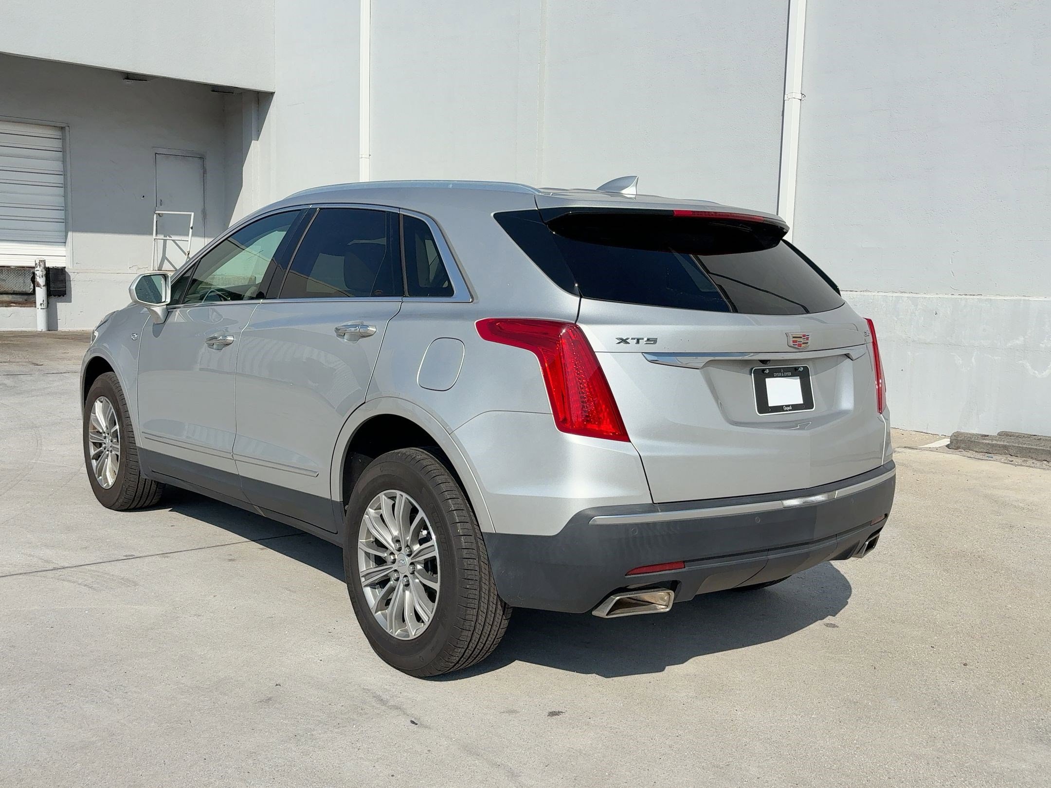 2017 Cadillac XT5 Luxury photo 3