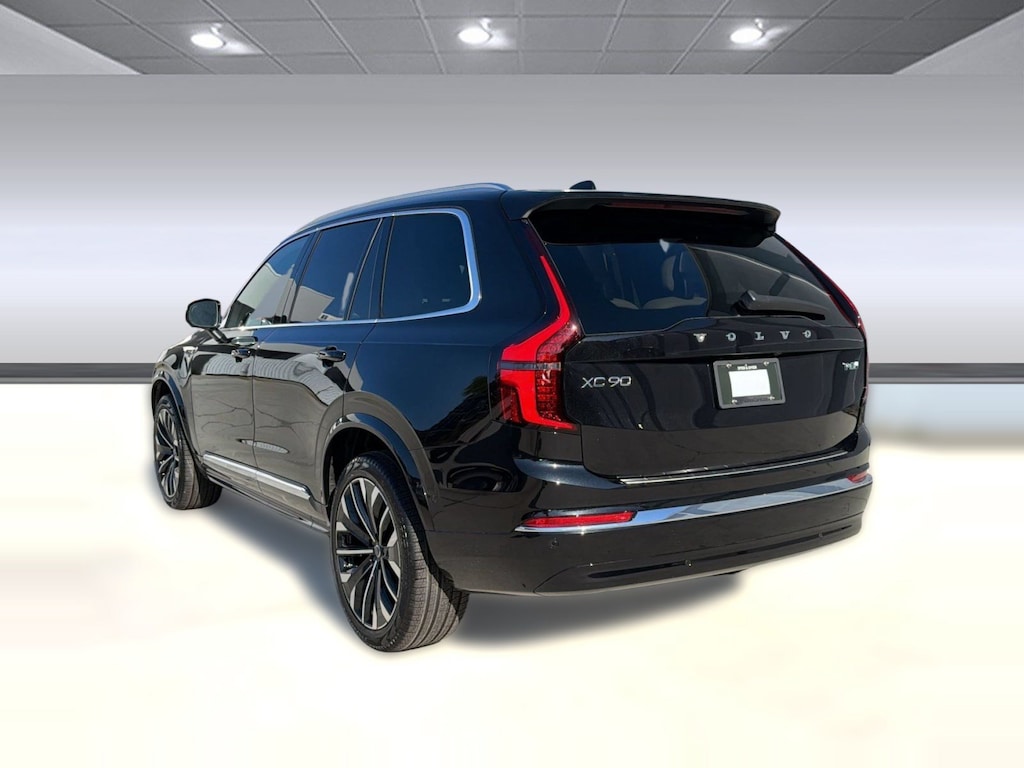 New 2026 Volvo XC90 plug-in hybrid T8 Plus 7-Seater SUV