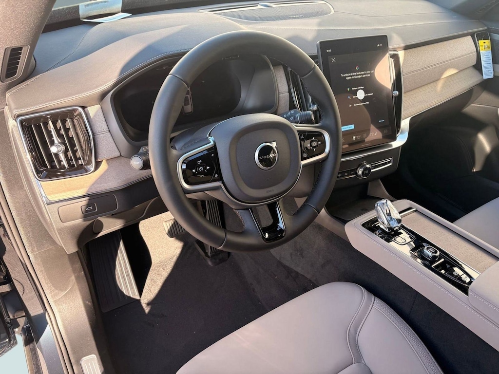 New 2026 Volvo XC90 B6 Plus 7-Seater SUV