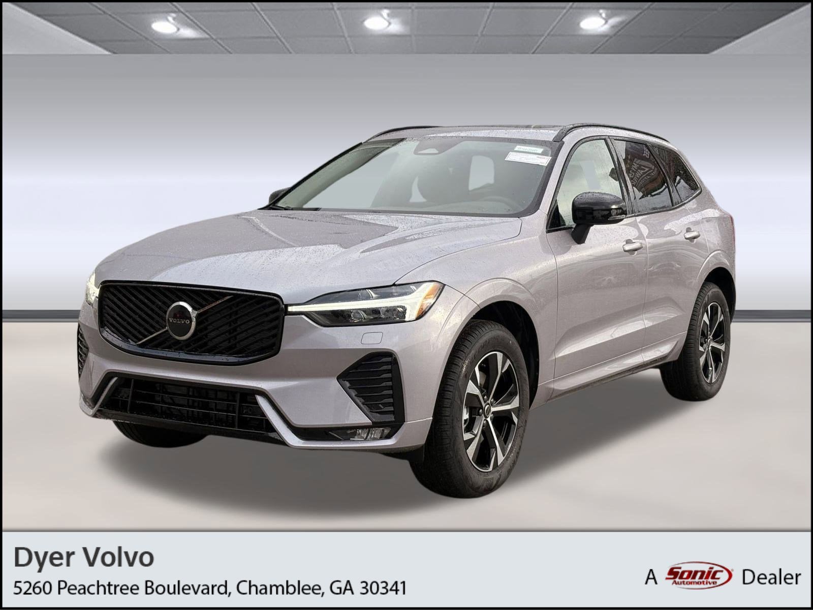 2026 Volvo XC60 Core's photo