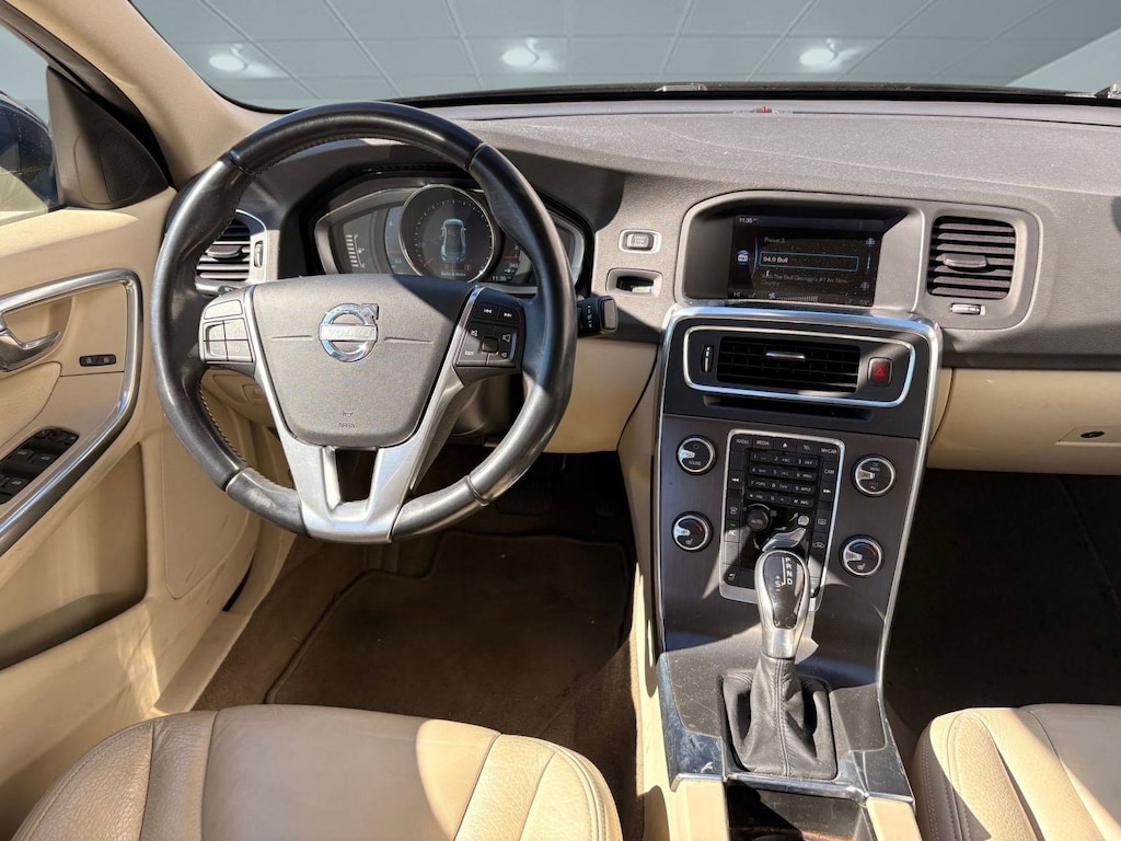 Used 2014 Volvo S60 T5 Sedan