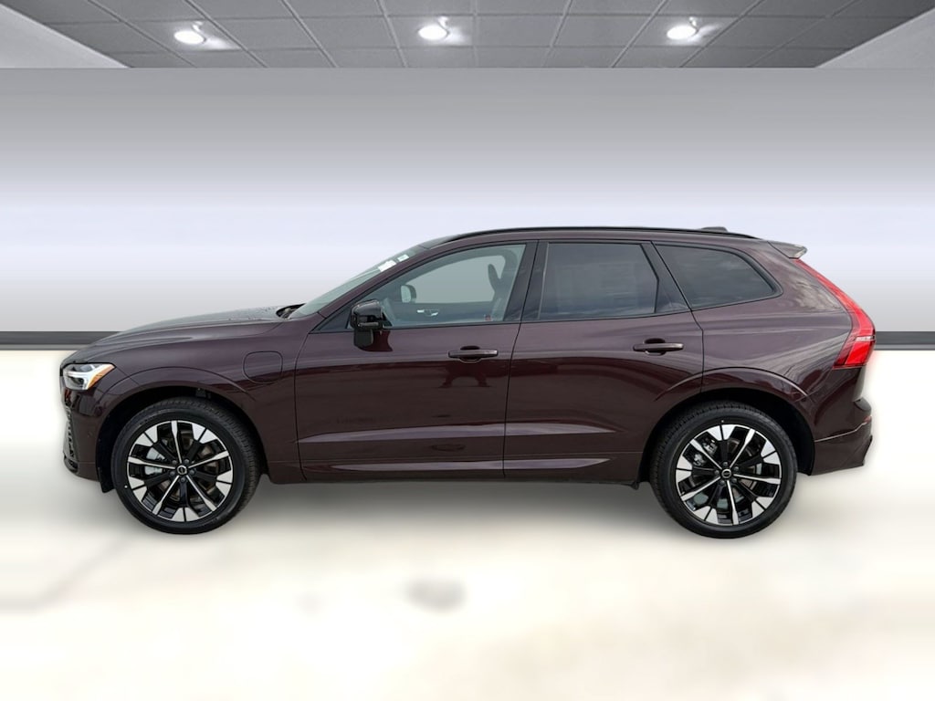 New 2026 Volvo XC60 plug-in hybrid T8 Plus SUV