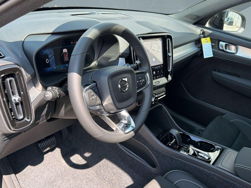 New 2026 Volvo XC40 B5 Ultra Black Edition SUV