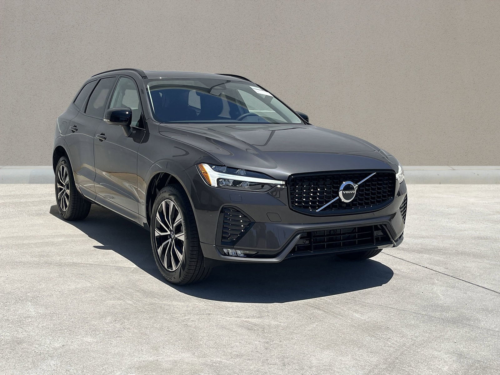 2025 Volvo XC60
