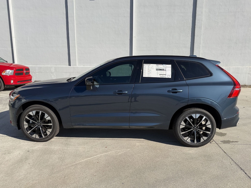New 2026 Volvo XC60 B5 Plus SUV