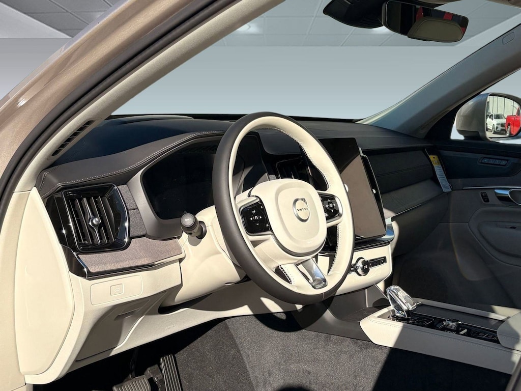 New 2026 Volvo XC90 B6 Ultra 7-Seater SUV