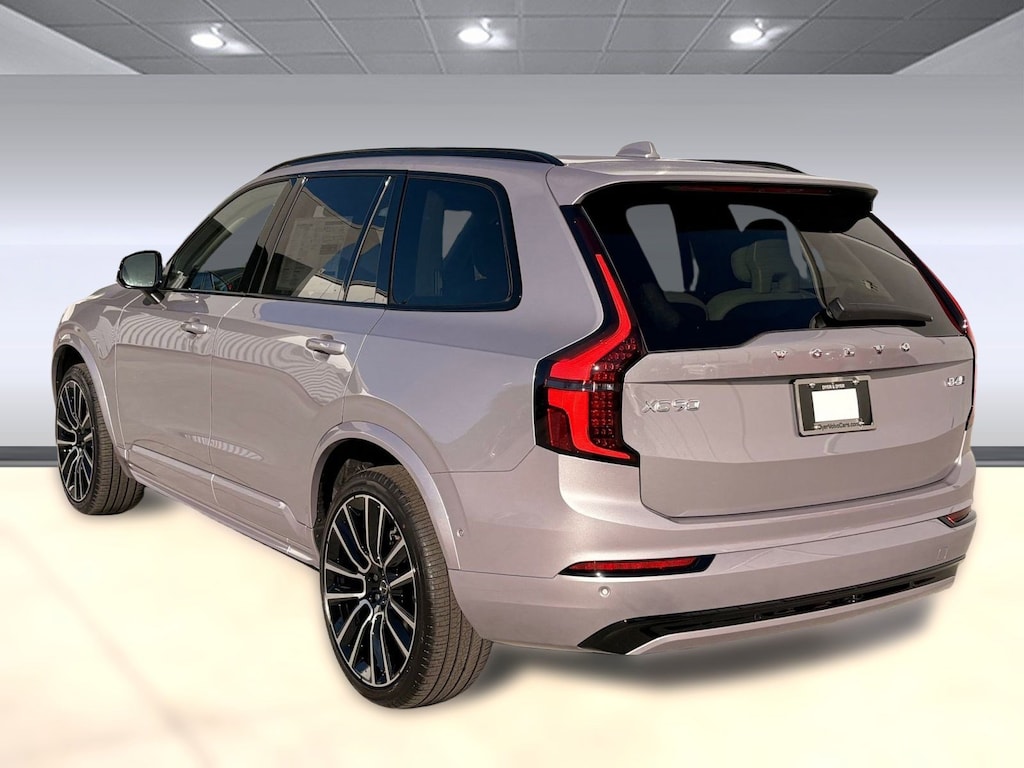 New 2026 Volvo XC90 B6 Ultra Dark Theme 6-Seater SUV