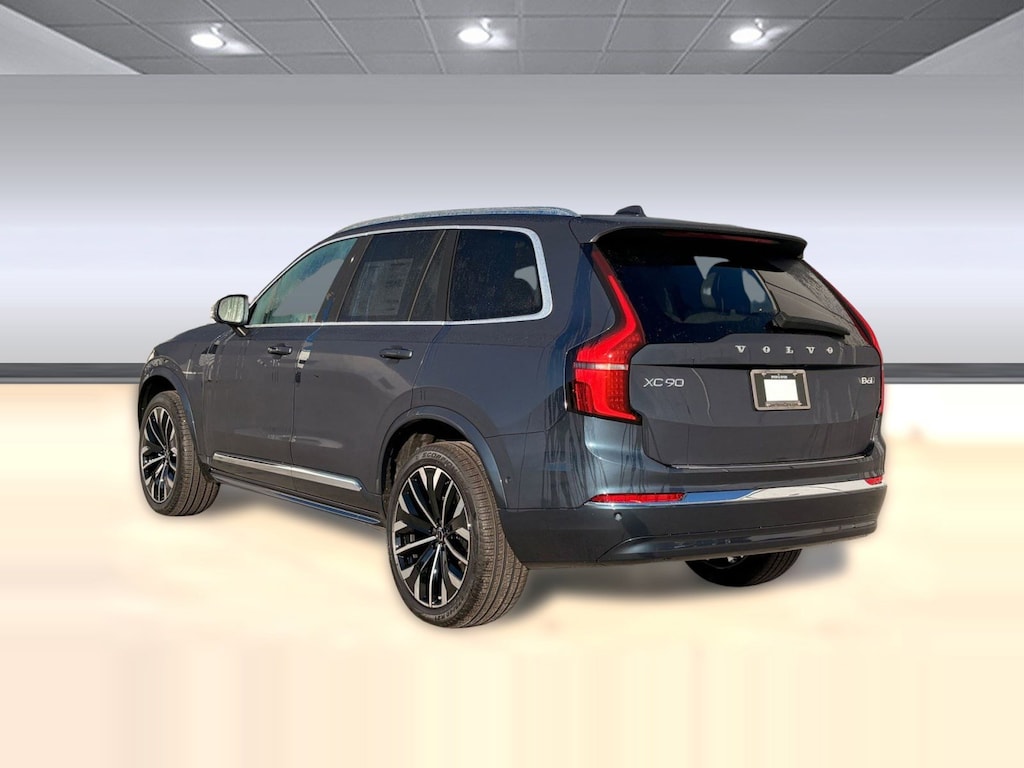 New 2026 Volvo XC90 B6 Plus 7-Seater SUV