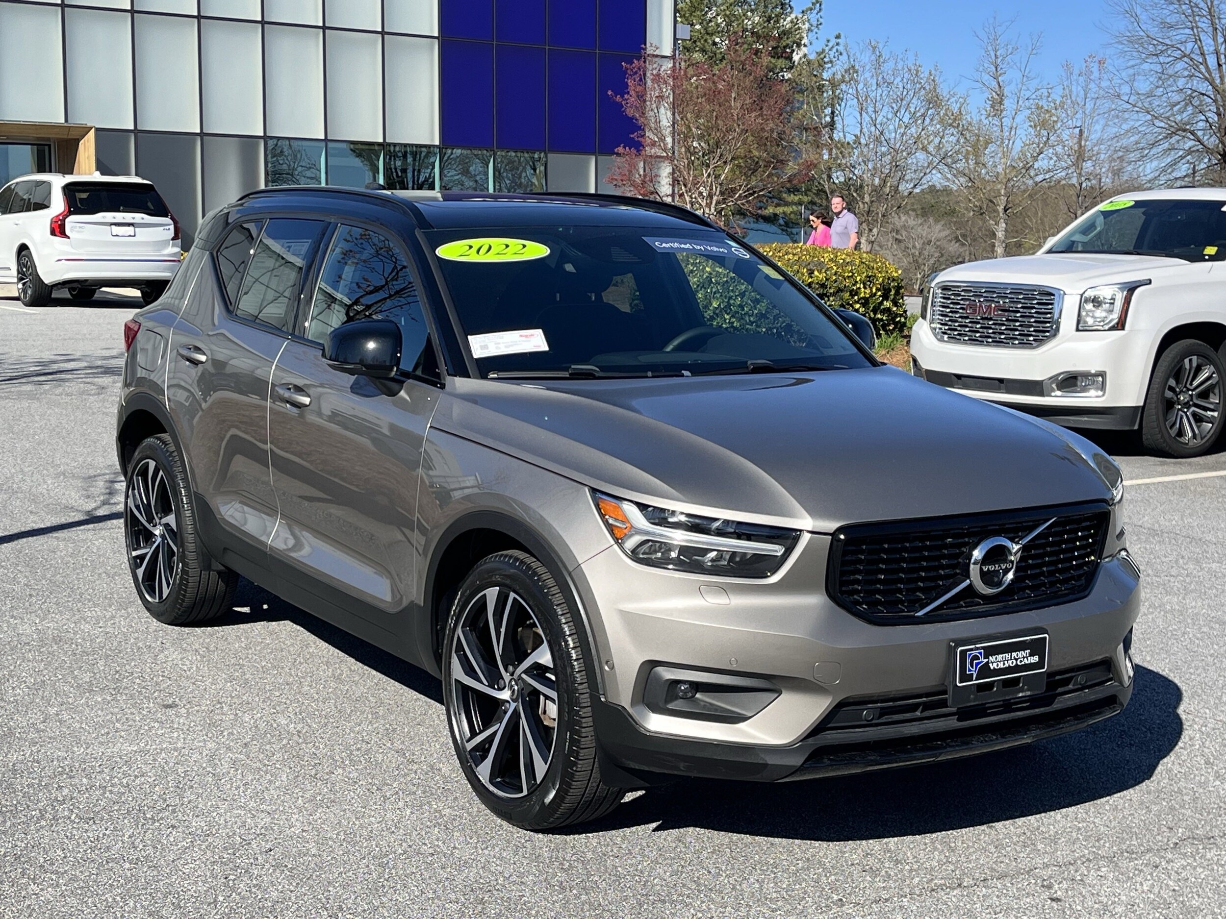 Certified 2022 Volvo XC40 R-Design with VIN YV4162UM7N2677521 for sale in Chamblee, GA