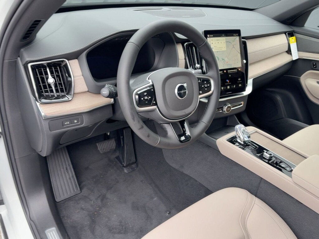 New 2026 Volvo XC90 plug-in hybrid T8 Plus 7-Seater SUV