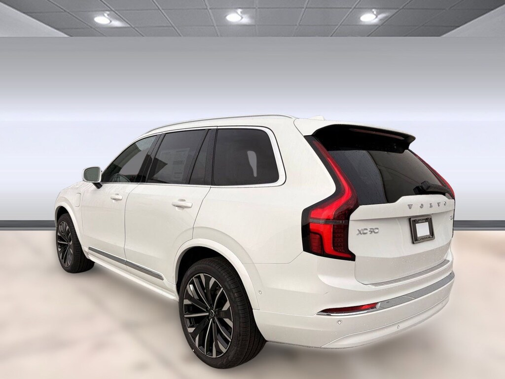 New 2026 Volvo XC90 plug-in hybrid T8 Ultra 7-Seater SUV