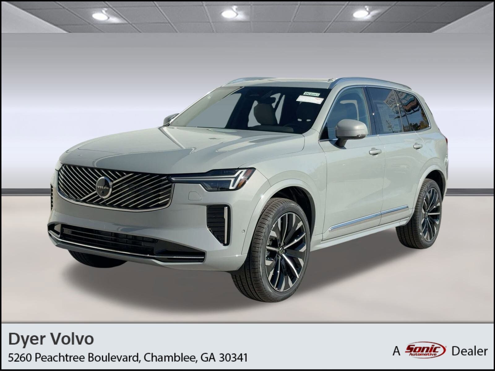 2026 Volvo XC90 Plus's photo