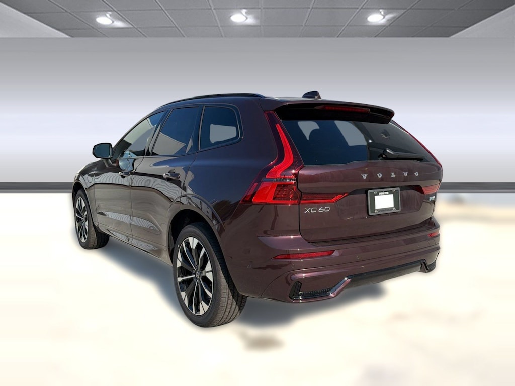 New 2026 Volvo XC60 plug-in hybrid T8 Plus SUV