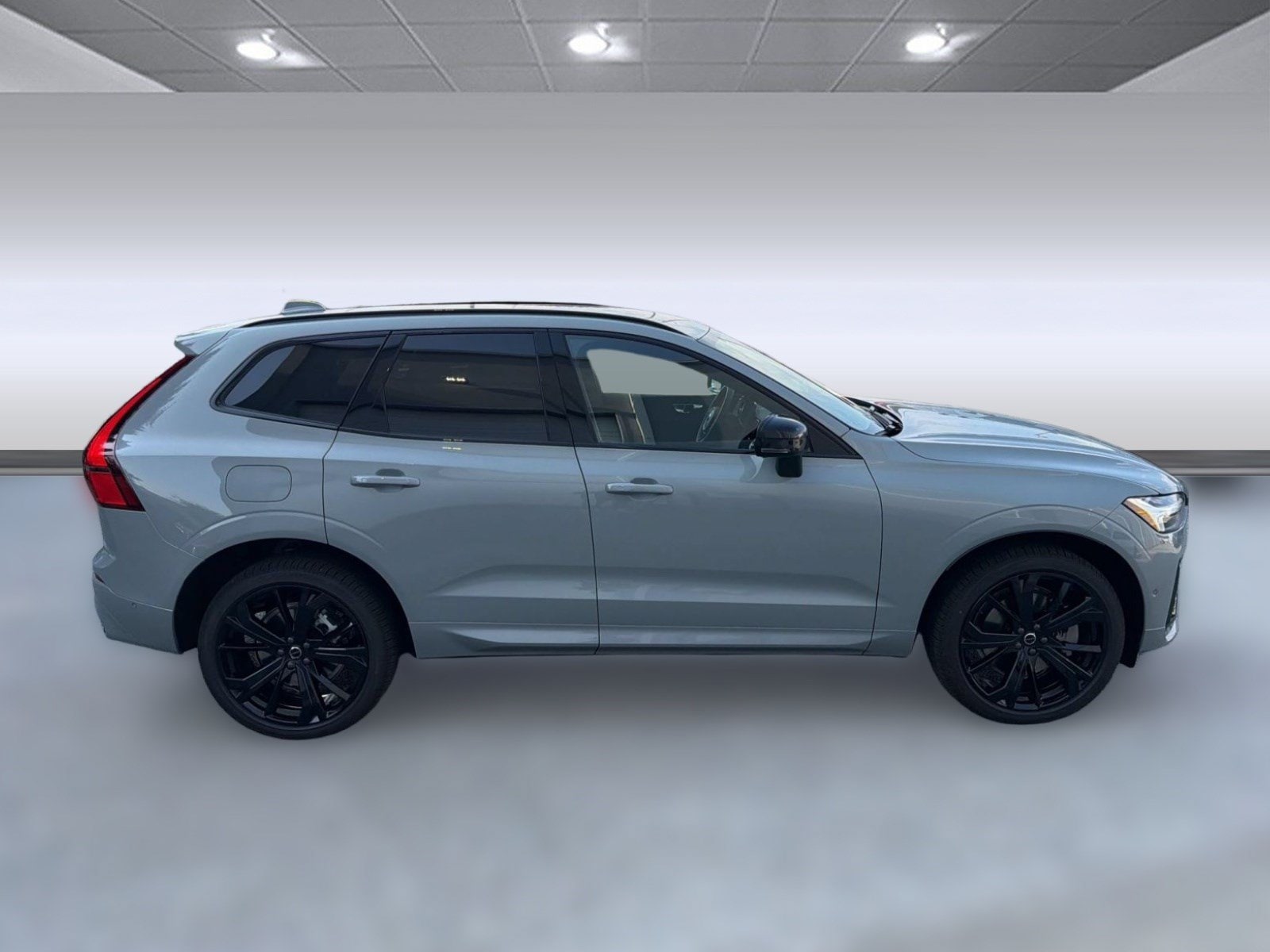 XC60 B5 Ultra Black Edition SUV