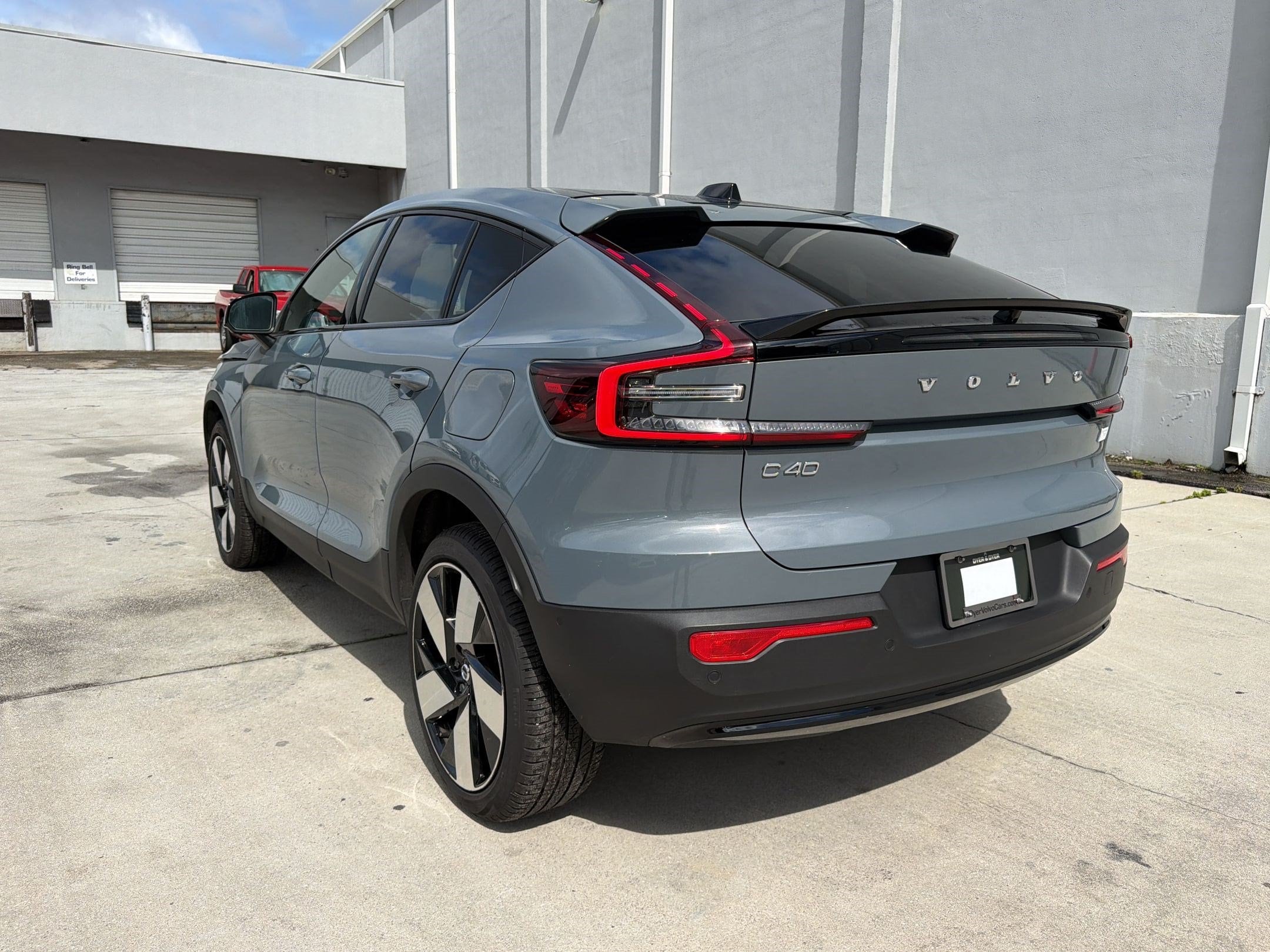 C40 Recharge Pure Electric Plus SUV