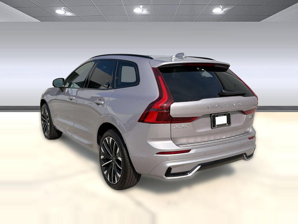 New 2026 Volvo XC60 B5 Ultra SUV