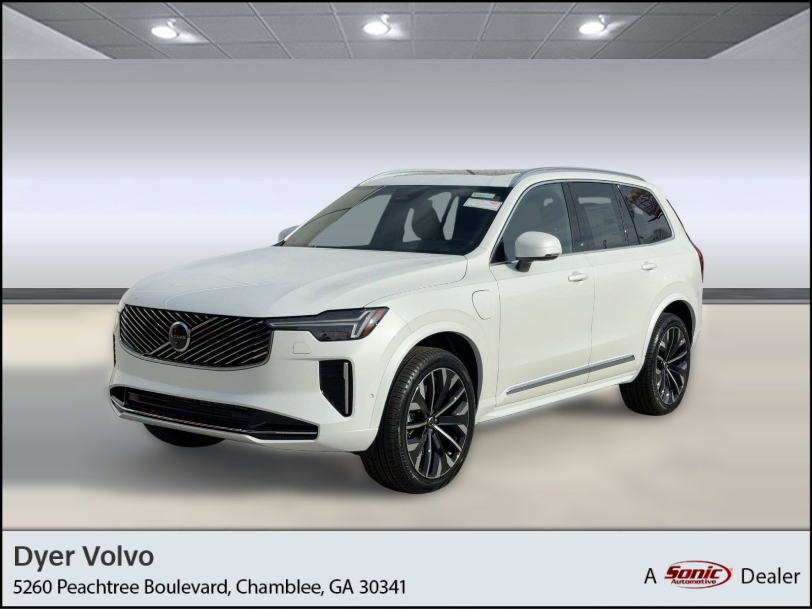 2026 Volvo XC90 Plus's photo