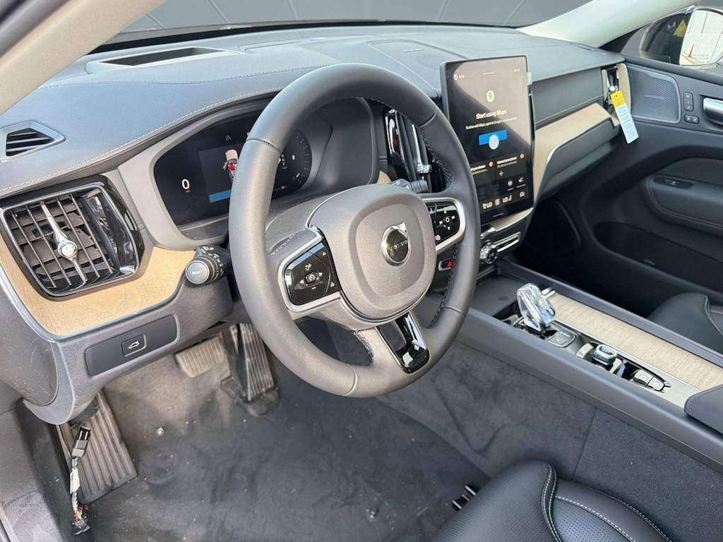 New 2026 Volvo XC60 B5 Ultra SUV