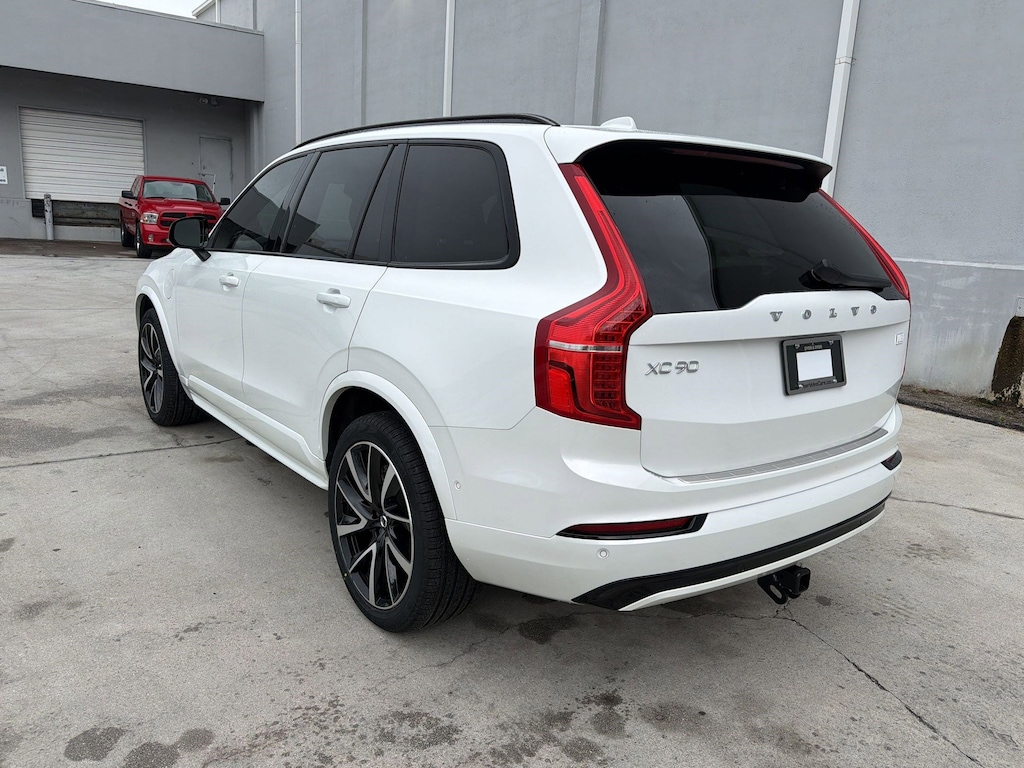 Certified 2023 Volvo XC90 Recharge Plug-In Hybrid Plus Dark Theme SUV