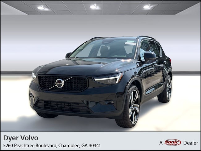 2026 Volvo XC40 B5 Plus SUV
