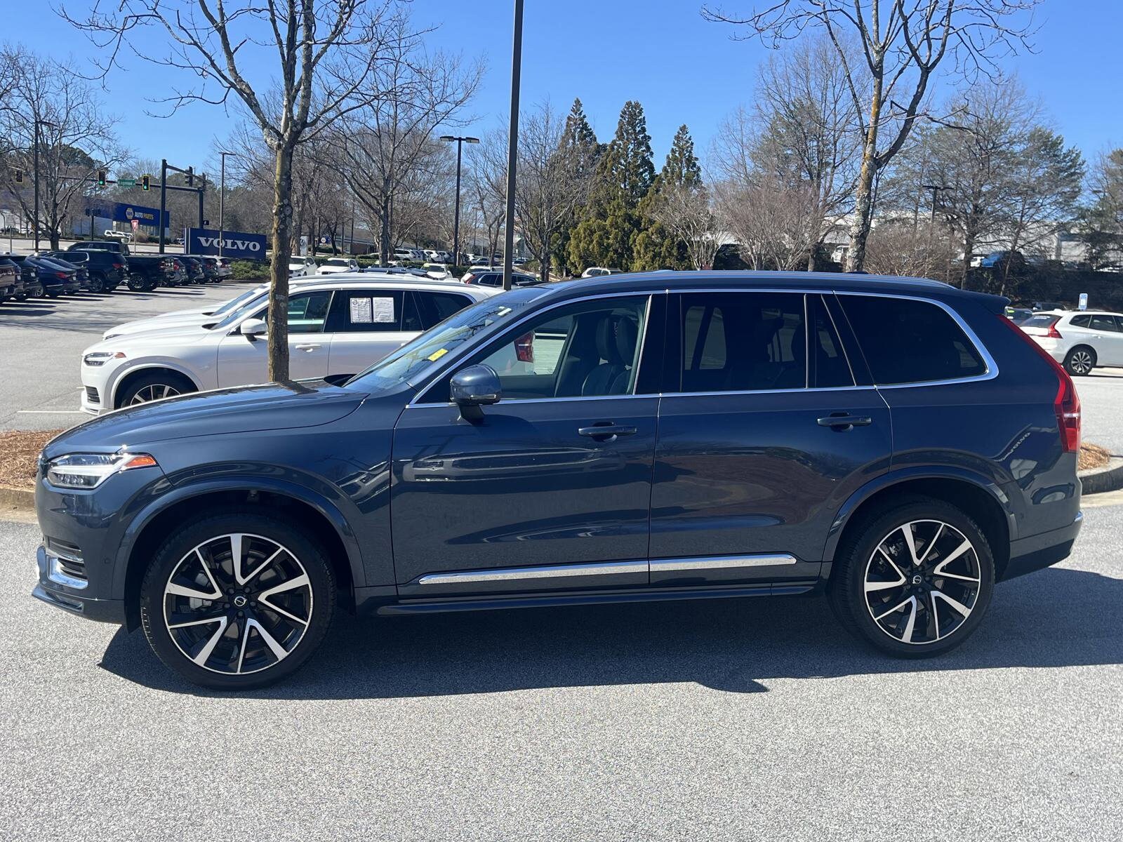 2024 Volvo XC90 Plus photo 4