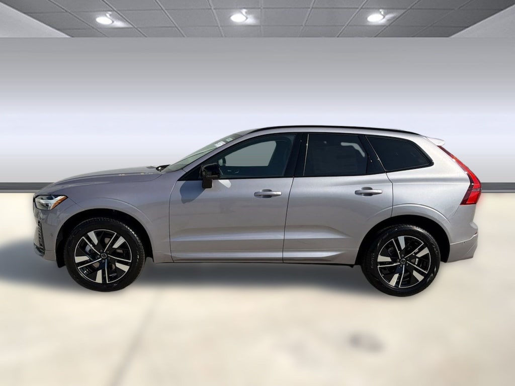 New 2026 Volvo XC60 B5 Plus SUV