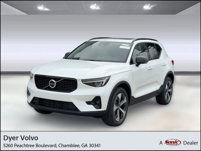 2026 Volvo XC40 B5 Plus SUV
