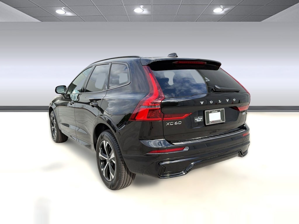Used 2026 Volvo XC60 B5 Core SUV