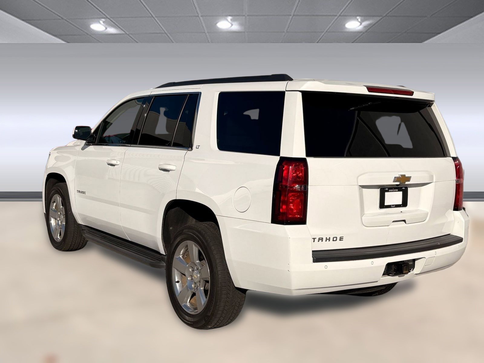 2018 Chevrolet Tahoe LT photo 3