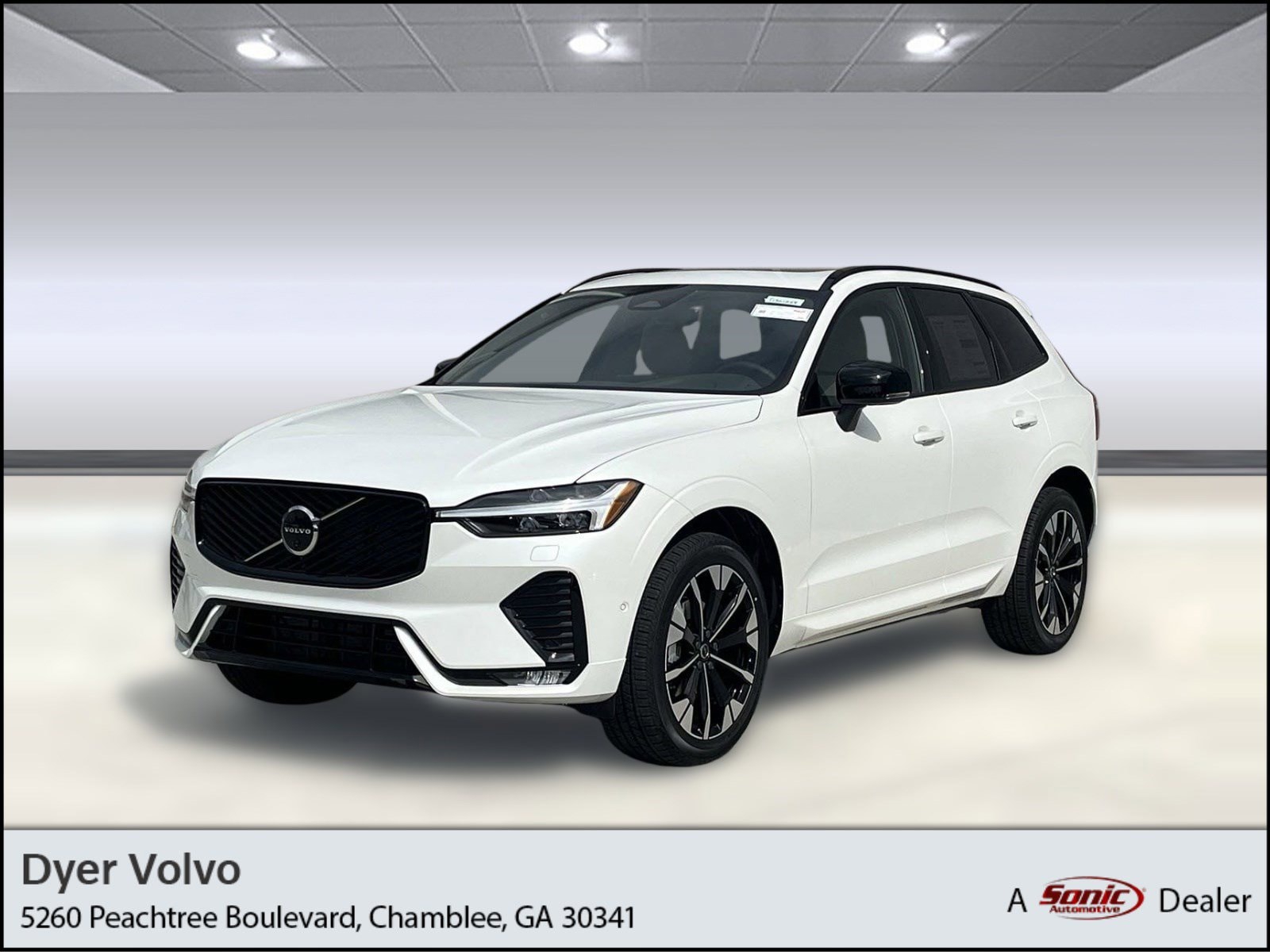2026 Volvo XC60 Plus's photo