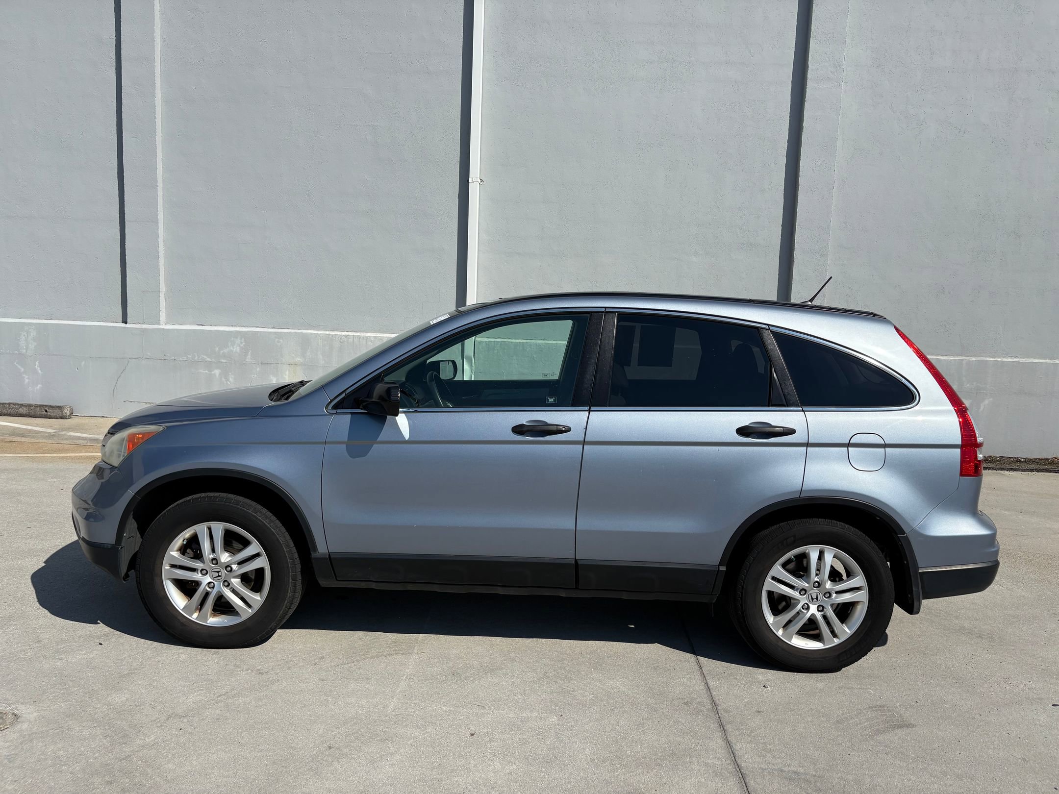 2010 Honda CR-V EX photo 2